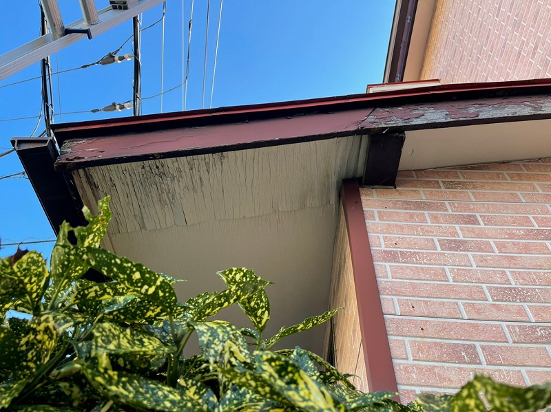 中郡大磯町にて軒天の現地調査を行いました。